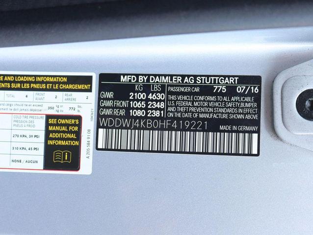 Photo of 2017 Iridium Silver Metallic Mercedes-Benz C-Class