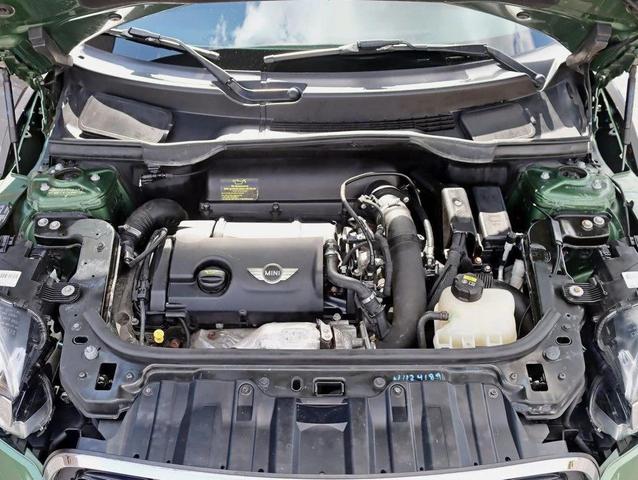 Photo of 2015 Jungle Green Metallic MINI Countryman