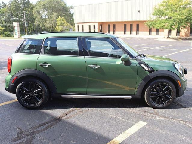 Photo of 2015 Jungle Green Metallic MINI Countryman