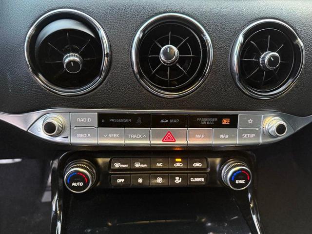 Photo of 2020 Aurora Black Kia Stinger
