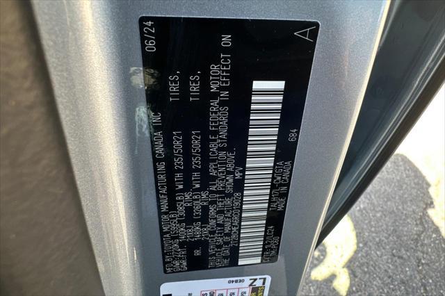 Photo of 2024 Iridium Lexus RX 500h