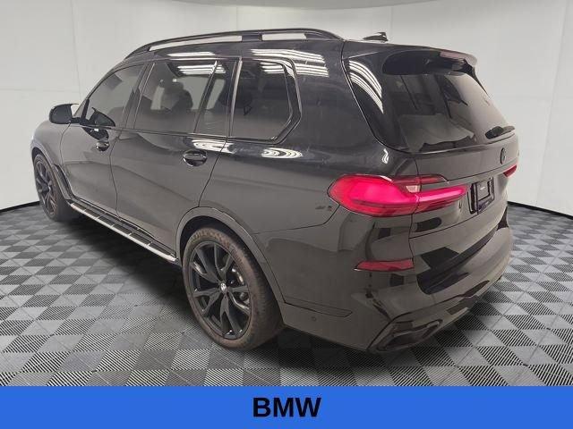 Photo of 2022 Black Sapphire Metallic BMW X7