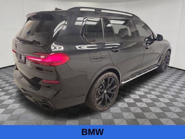 Photo of 2022 Black Sapphire Metallic BMW X7