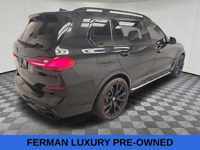 Photo of 2022 Black Sapphire Metallic BMW X7