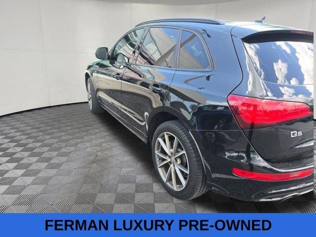 Photo of 2015 Black Audi Q5
