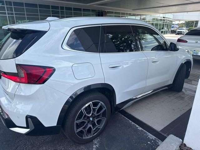 Photo of 2023 Alpine White BMW X1