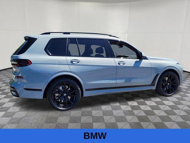 Photo of 2025 Brooklyn Grey Metallic BMW X7