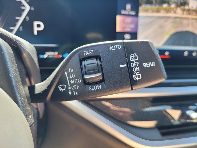 Photo of 2025 Brooklyn Grey Metallic BMW X7