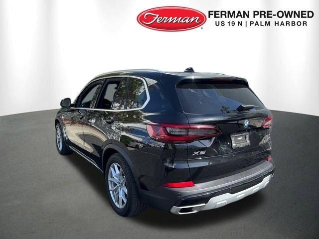 Photo of 2023 Black Sapphire Metallic BMW X5