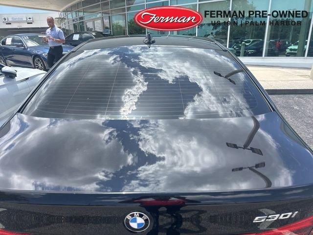 Photo of 2019 Jet Black BMW 530