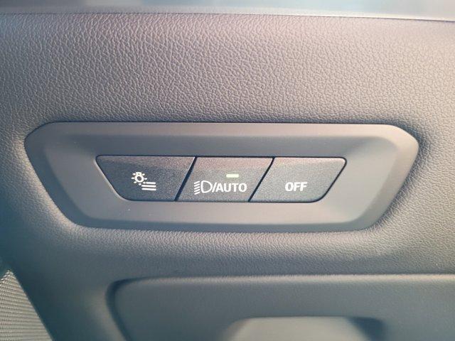 Photo of 2026 Alpine White BMW X5