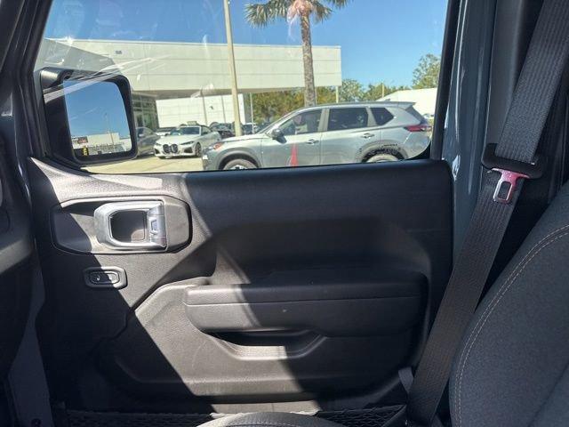 Photo of 2024 Anvil Clear Coat Jeep Wrangler
