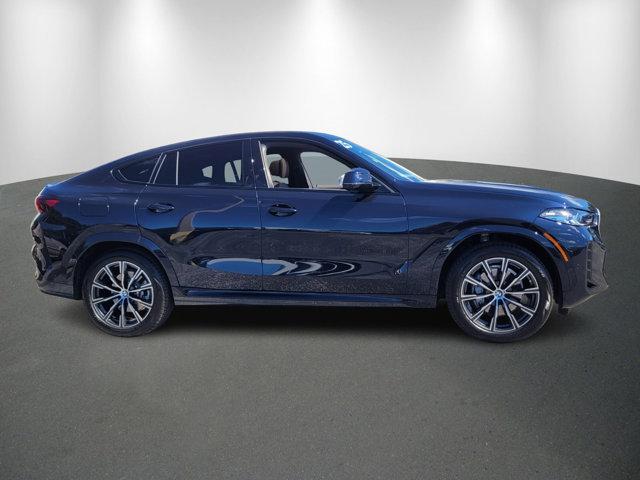 Photo of 2025 Carbon Black Metallic BMW X6