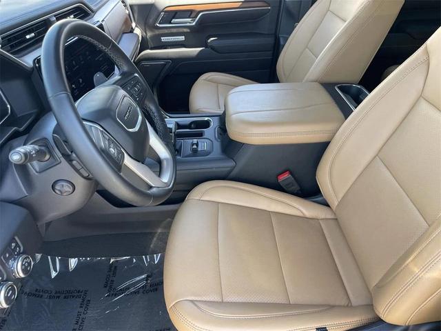 Photo of 2023 Onyx Black GMC Sierra 1500