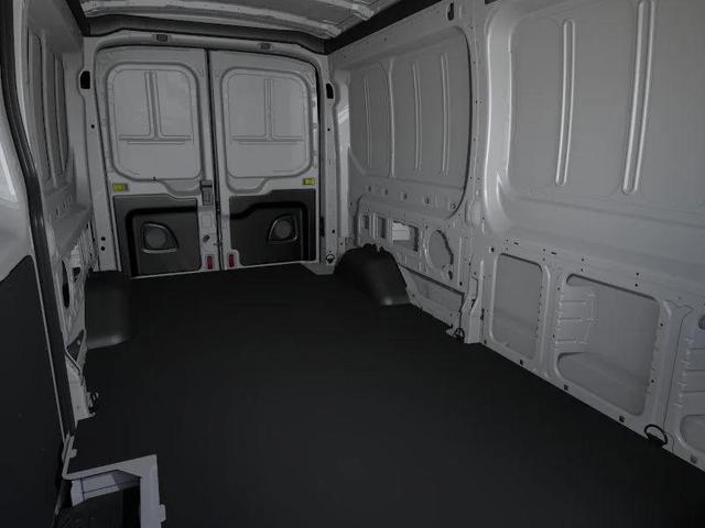 Photo of 2025 Oxford White Ford Transit-250