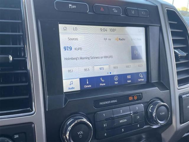 Photo of 2021 Oxford White Ford F-250