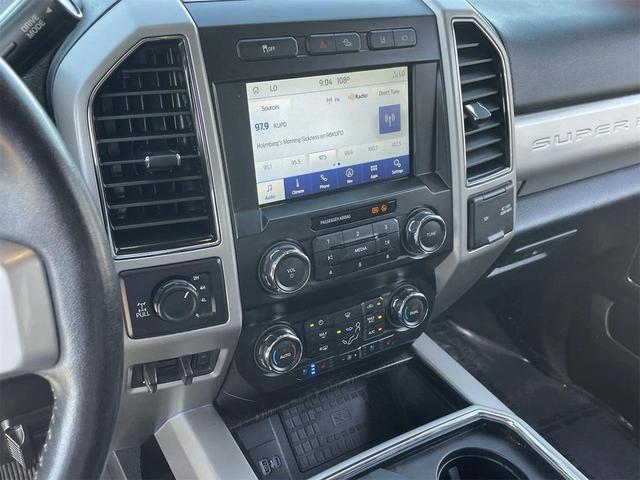 Photo of 2021 Oxford White Ford F-250