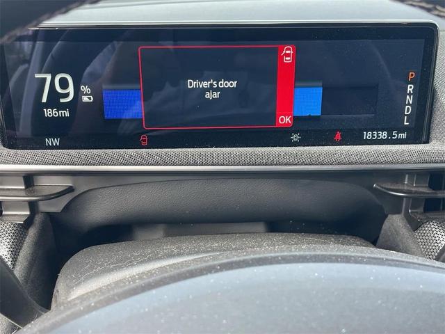 Photo of 2021 White Metallic Ford Mustang Mach-E