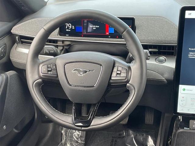 Photo of 2021 White Metallic Ford Mustang Mach-E