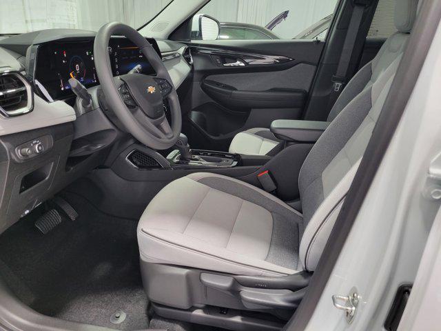 Photo of 2026 Summit White Chevrolet Trailblazer