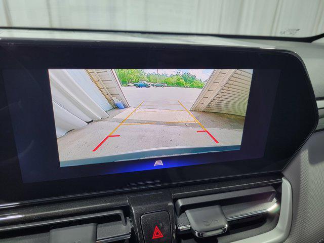 Photo of 2026 Summit White Chevrolet Trailblazer