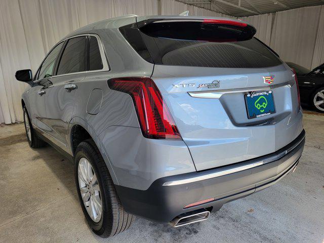 Photo of 2025 Argent Silver Metallic Cadillac XT5