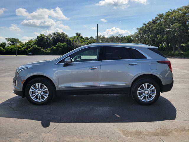 Photo of 2025 Argent Silver Metallic Cadillac XT5