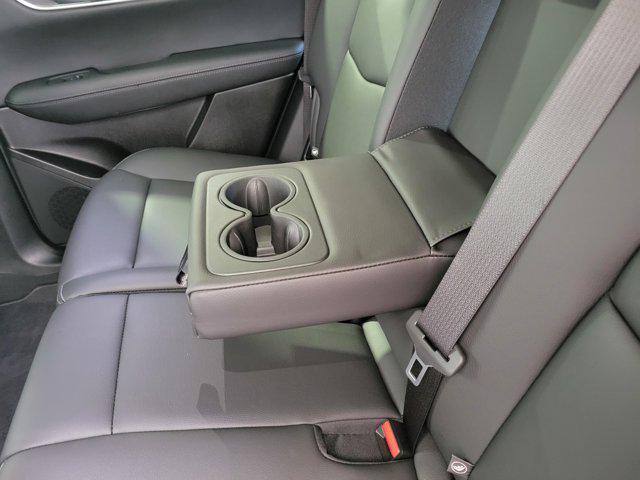 Photo of 2025 Argent Silver Metallic Cadillac XT5