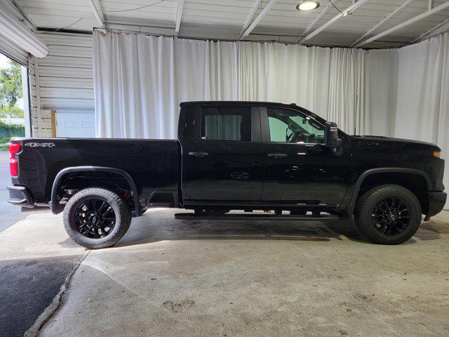 Photo of 2025 Black Chevrolet Silverado 2500