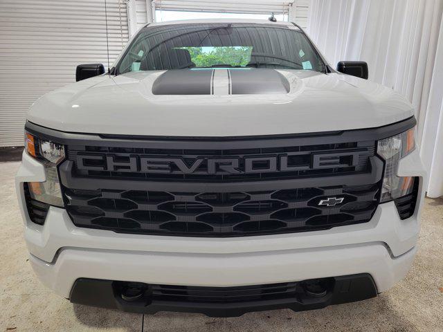 Photo of 2025 Summit White Chevrolet Silverado 1500