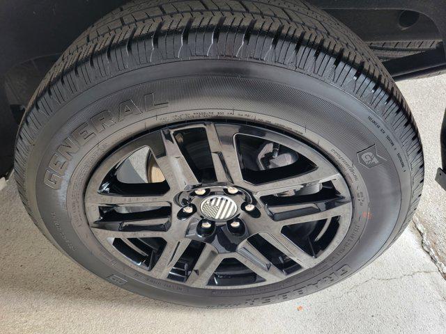 Photo of 2023 Summit White Chevrolet Silverado 1500