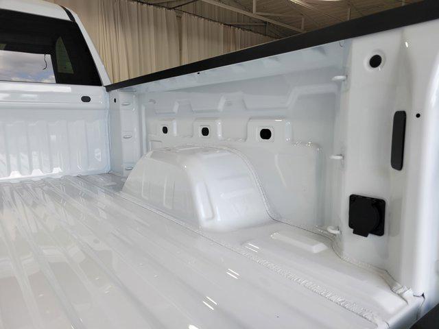 Photo of 2025 Summit White Chevrolet Silverado 1500