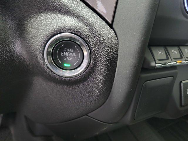 Photo of 2025 Summit White Chevrolet Silverado 1500