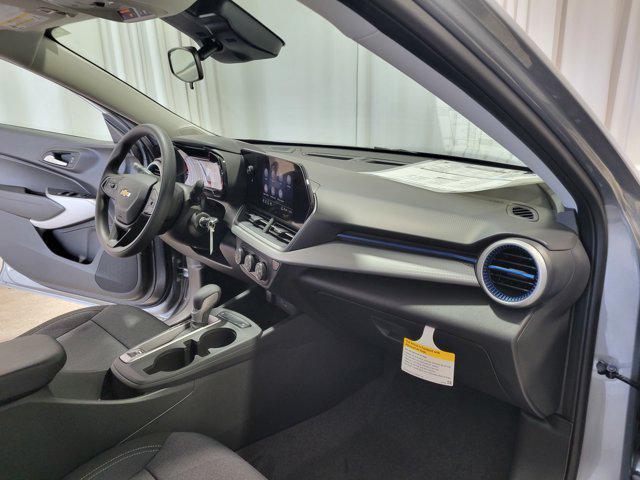 Photo of 2025 Sterling Gray Metallic Chevrolet Trax