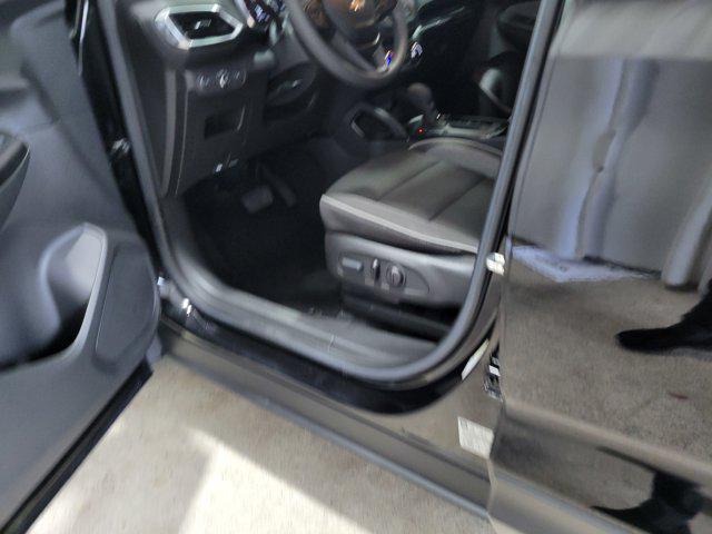Photo of 2023 Mosaic Black Metallic Chevrolet Trailblazer