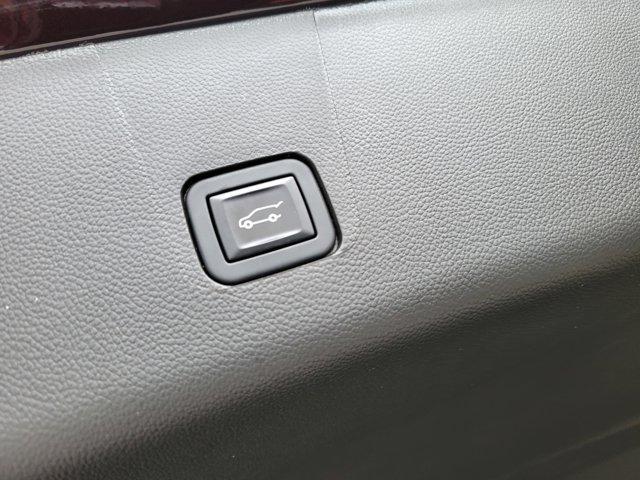 Photo of 2023 Black Cherry Metallic Chevrolet Traverse