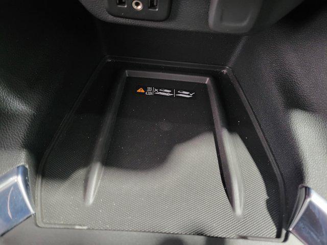Photo of 2023 Black Cherry Metallic Chevrolet Traverse