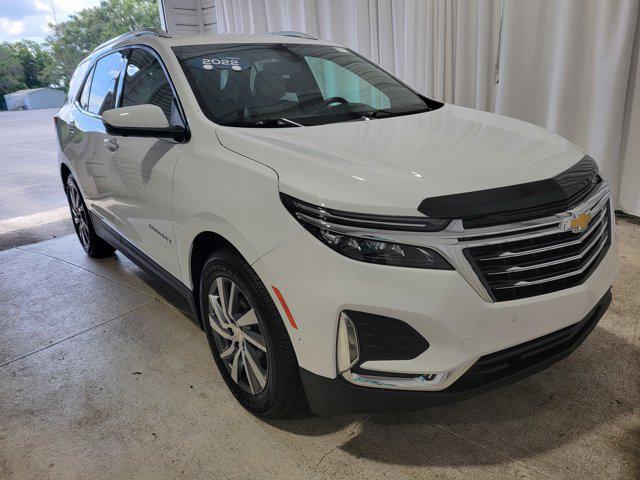 Photo of 2022 Summit White Chevrolet Equinox