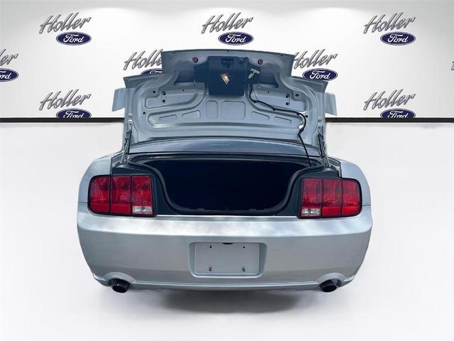 Photo of 2006 Satin Silver Metallic Ford Mustang