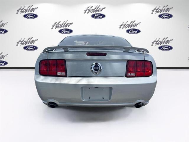 Photo of 2006 Satin Silver Metallic Ford Mustang