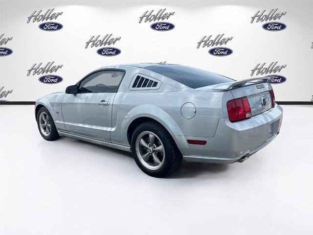 Photo of 2006 Satin Silver Metallic Ford Mustang