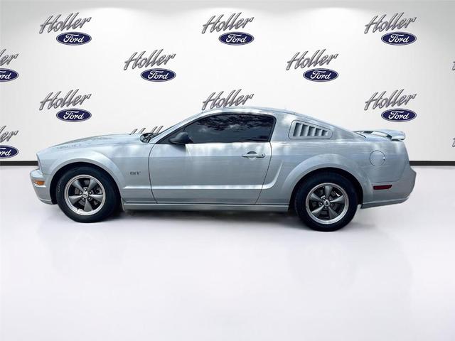 Photo of 2006 Satin Silver Metallic Ford Mustang