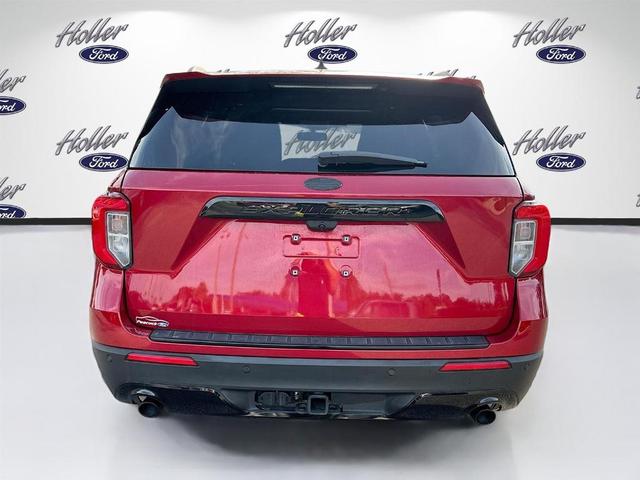 Photo of 2023 Rapid Red Metallic Tinted Clearcoat Ford Explorer