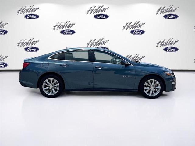 Photo of 2024 Lakeshore Blue Metallic Chevrolet Malibu
