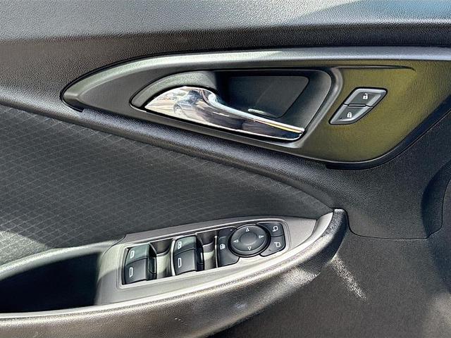 Photo of 2024 Lakeshore Blue Metallic Chevrolet Malibu