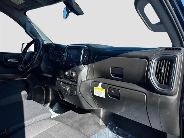 Photo of 2019 Black Chevrolet Silverado 1500