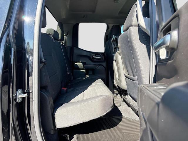 Photo of 2019 Black Chevrolet Silverado 1500
