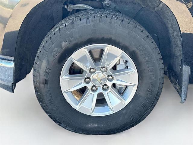 Photo of 2019 Black Chevrolet Silverado 1500