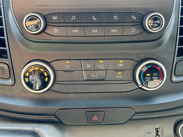 Photo of 2023 Oxford White Ford Transit-250