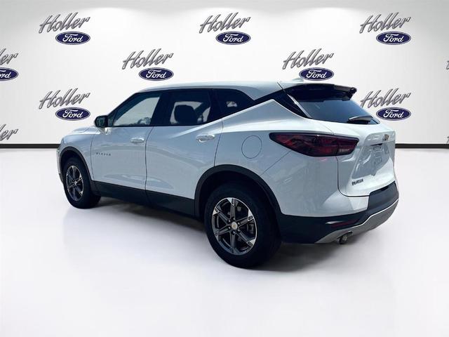 Photo of 2023 Summit White Chevrolet Blazer